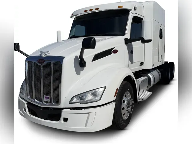 2022 Peterbilt 579218d5b6d6544efc2a009d083ee8942ed