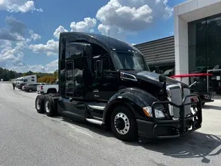 2022 Kenworth T680