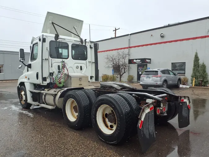 2018 FREIGHTLINER/MERCEDES CASCADIA 125