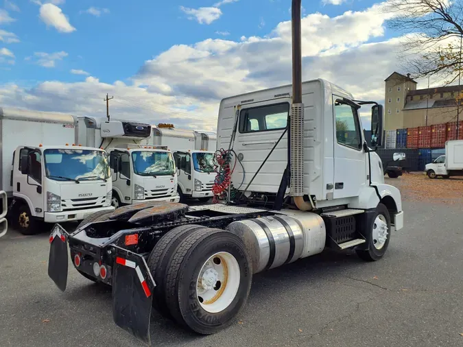 2016 VOLVO VNL42TRACTOR