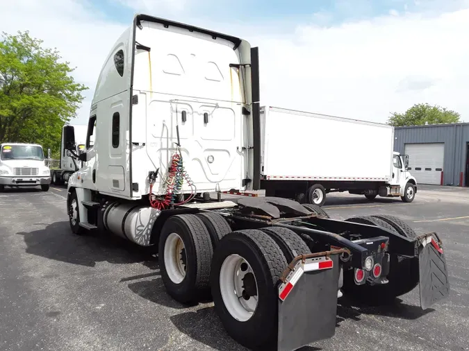 2020 FREIGHTLINER/MERCEDES CASCADIA 125