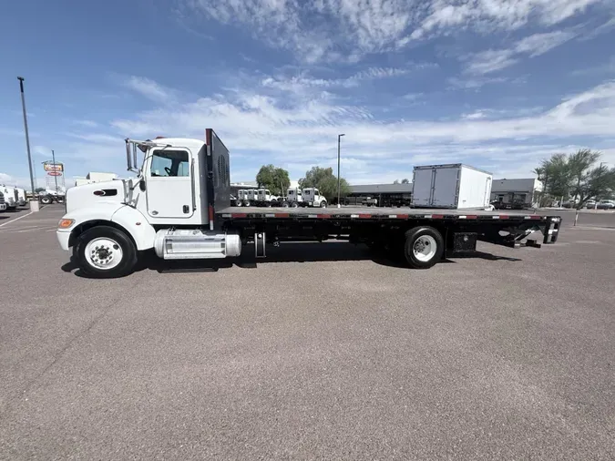 2020 Peterbilt 330219658b1cd670b102b271b8247afa5b6