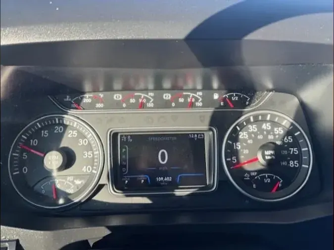 2021 International MV607