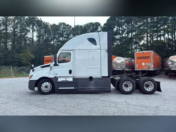2023 Freightliner Cascadia 1262198ea251055e7cc5b8d557d40fe654c