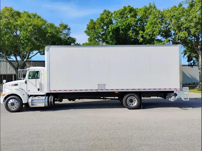 2020 Peterbilt 337