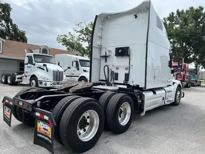 2022 Peterbilt 579