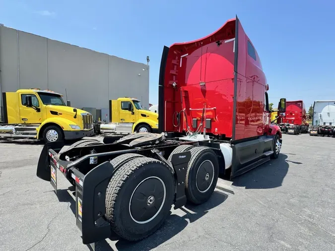 2023 Peterbilt 579