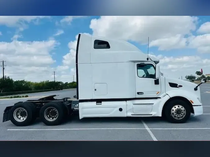 2022 Peterbilt 579