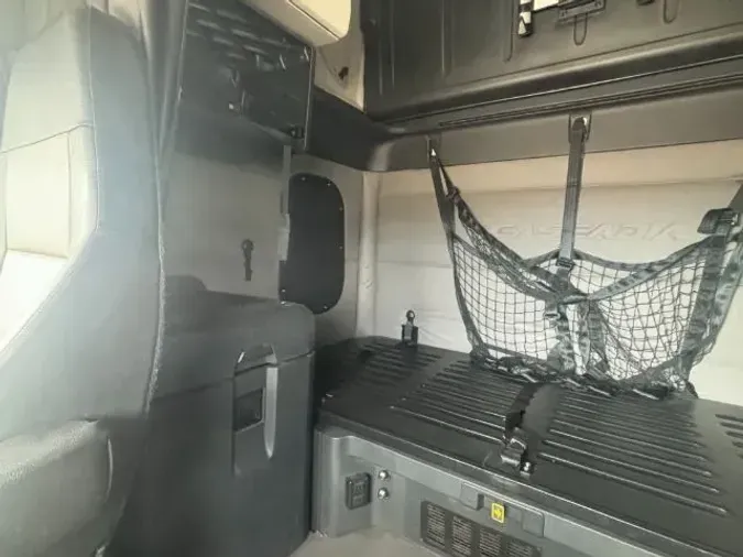 2019 Freightliner New Cascadia 126