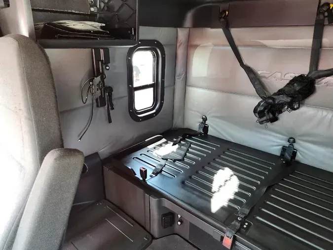 2022 FREIGHTLINER Cascadia 126