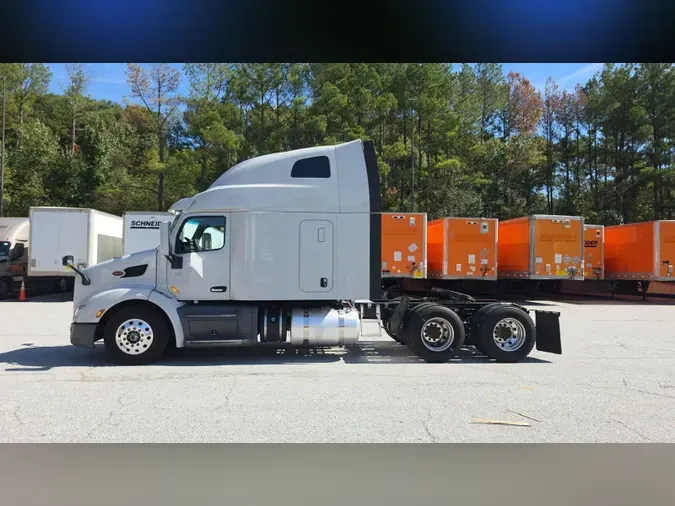 2021 Peterbilt 57921b336f6c6a4b354ee69d3a378887165