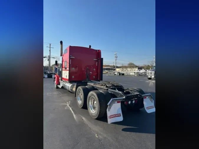 2018 Kenworth W900