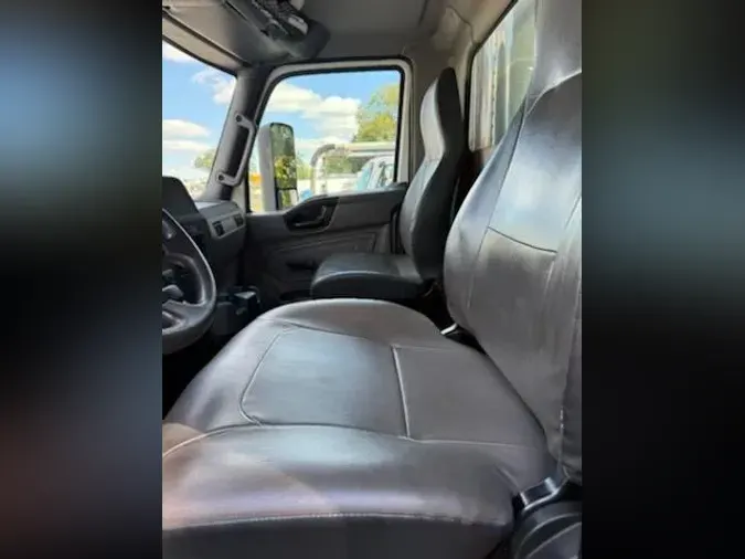 2019 International MV60721b61ef0b1da469667fbab52529867dc