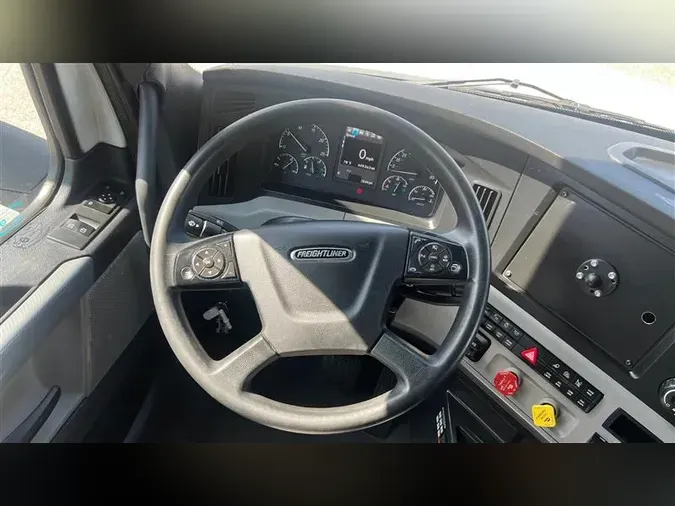 2021 FREIGHTLINER CA126