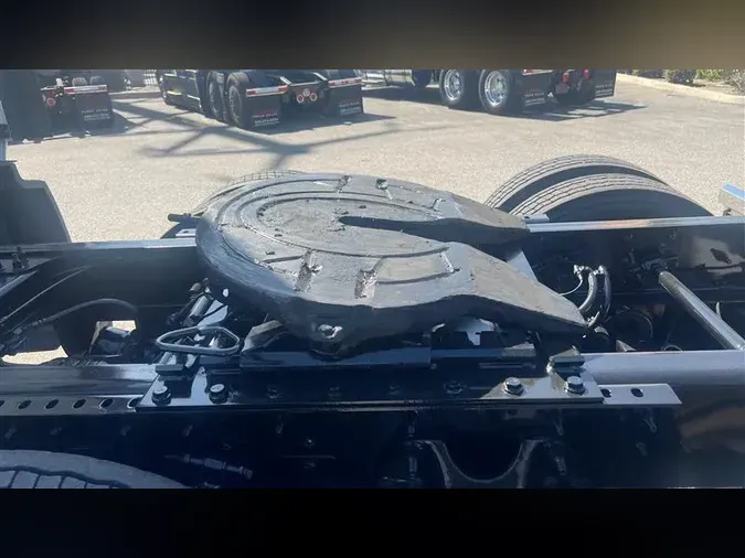 2022 INTERNATIONAL LT