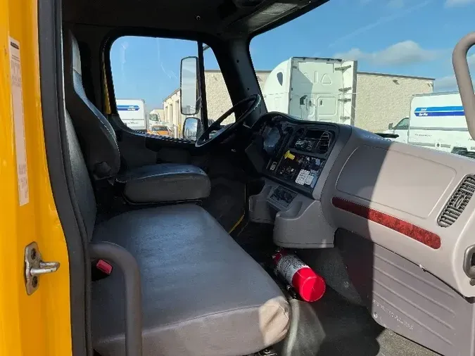 2018 Freightliner M2