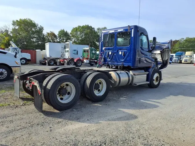 2020 FREIGHTLINER/MERCEDES NEW CASCADIA PX12664