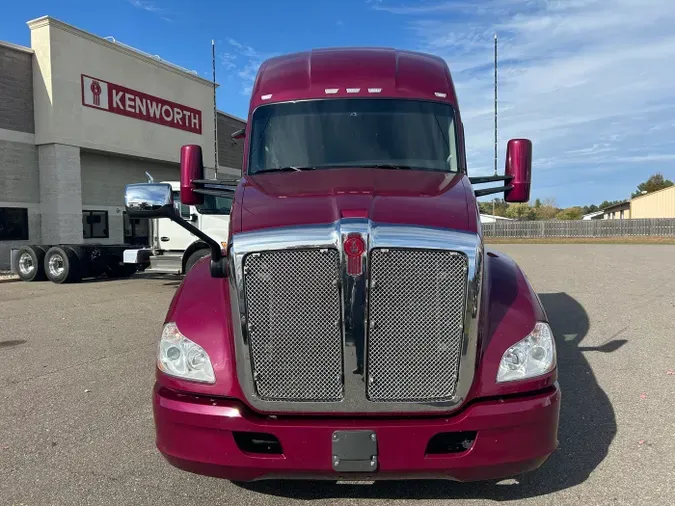 2022 Kenworth T68021c1e1f26f803470ac65e482a5486c89