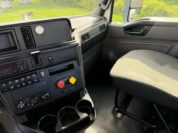 2018 International LT625