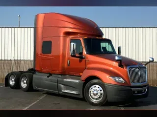 2018 International LT625 6x4
