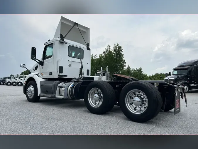 2020 Peterbilt 579