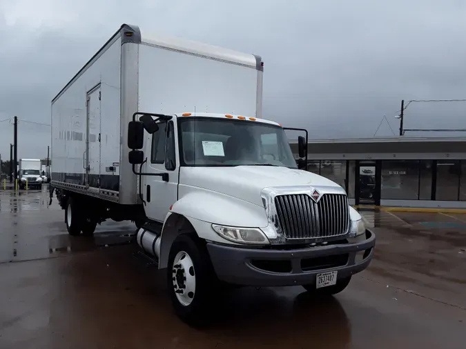 2018 NAVISTAR INTERNATIONAL 4300