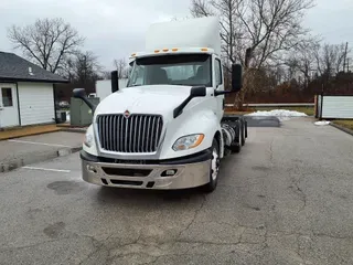 2019 NAVISTAR INTERNATIONAL LT625 DAYCAB T/A