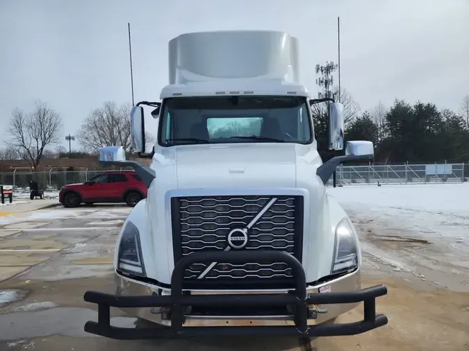 2020 VOLVO VNL64T-30021cd1da18632fb20ce69f8258faffa1a