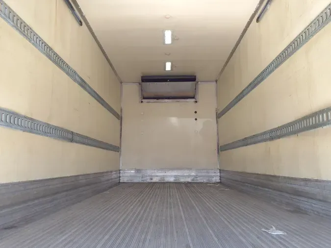 2018 FREIGHTLINER/MERCEDES M2 106