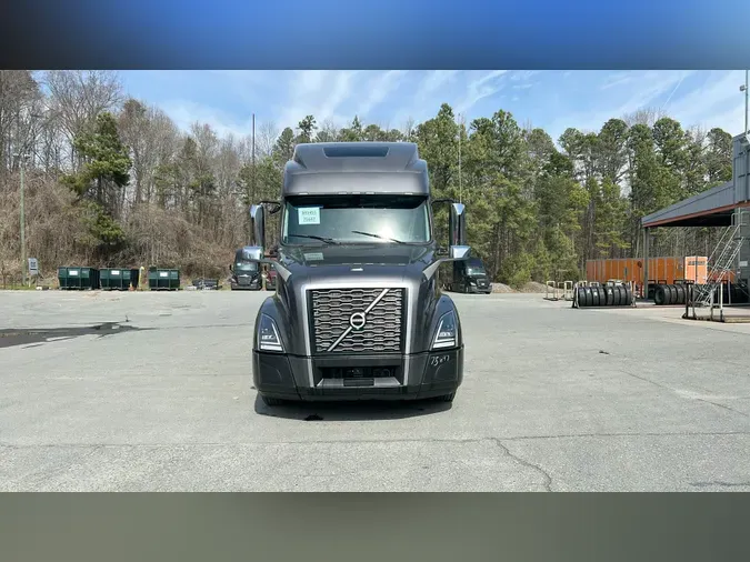 2023 Volvo VNL860