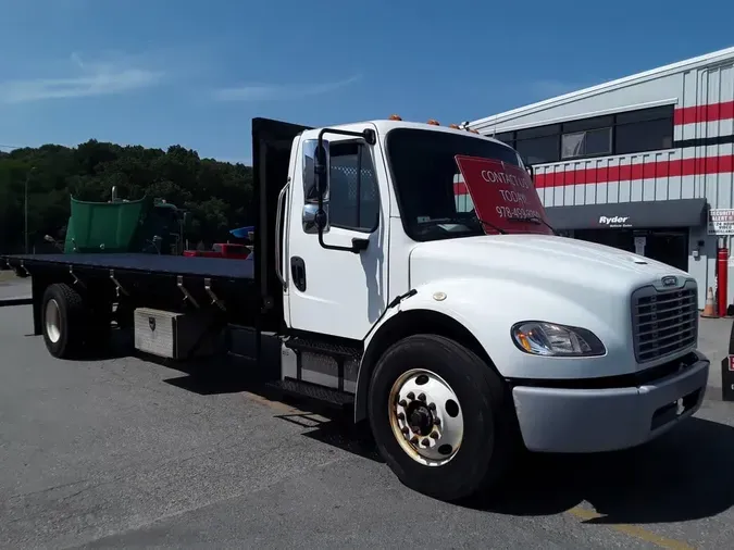 2018 FREIGHTLINER M2 106