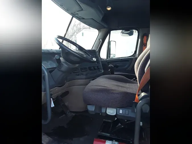 2018 FREIGHTLINER/MERCEDES CASCADIA 125