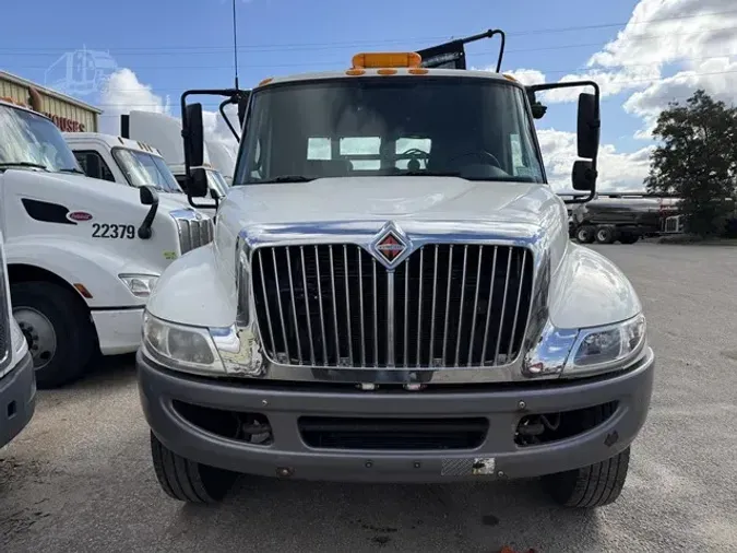 2006 INTERNATIONAL DURASTAR 4300