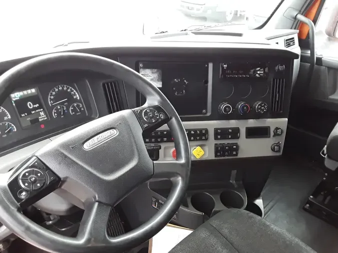 2019 FREIGHTLINER NEW CASCADIA PX12664