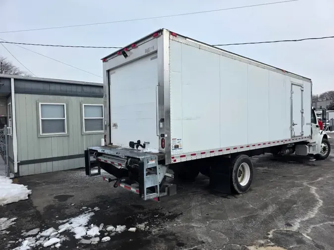 2019 FREIGHTLINER/MERCEDES M2 106