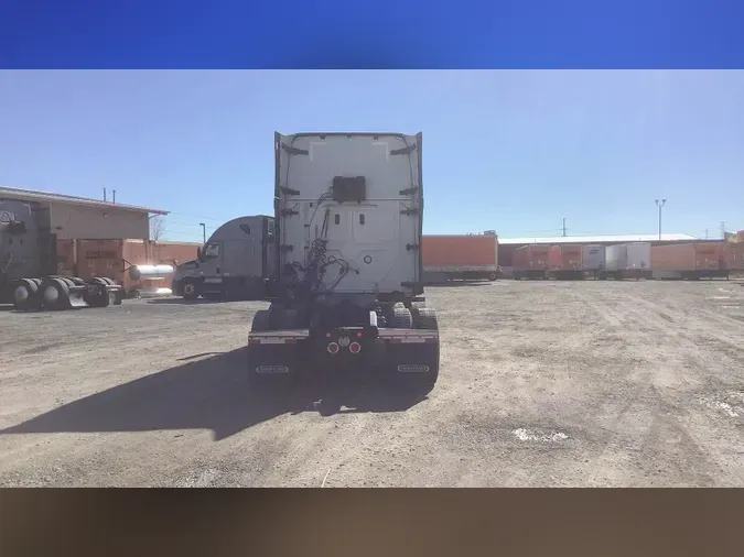 2022 Freightliner Cascadia 12621df4f23e911e520aa34ec81469f51f5