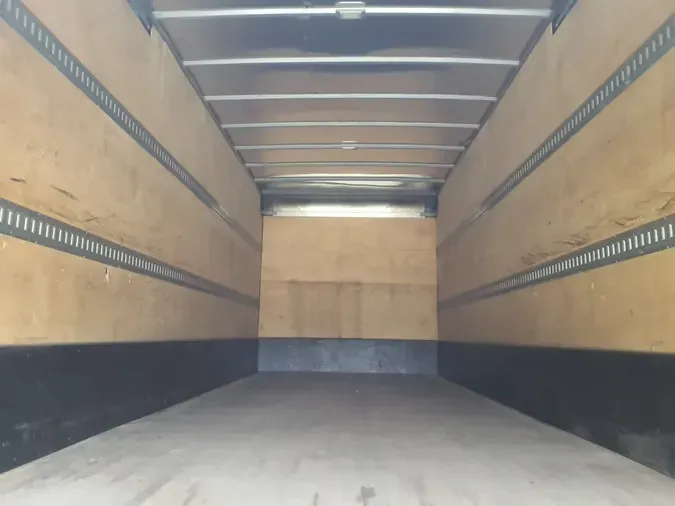 2021 FREIGHTLINER M2 106