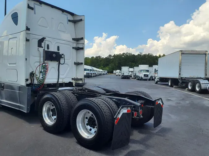 2019 FREIGHTLINER/MERCEDES CASCADIA 125