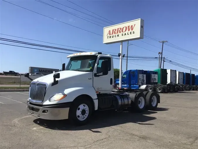 2018 INTERNATIONAL LT