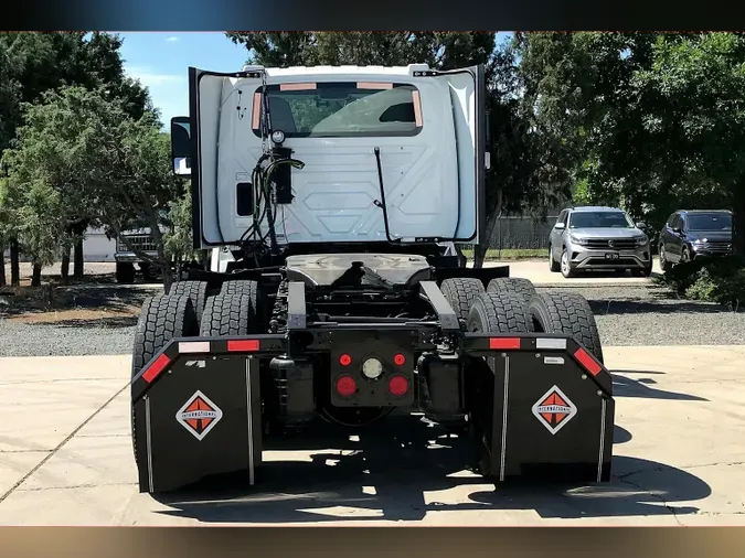 2021 INT LT625 6x4