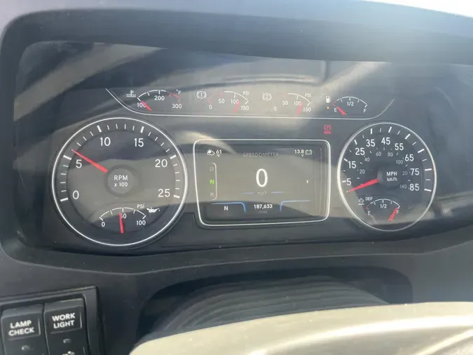 2023 International LT625