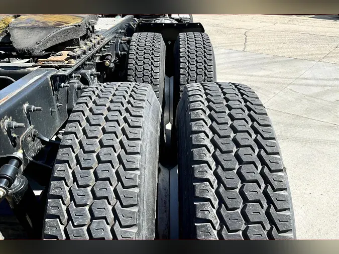 2019 INT LT625 6x4