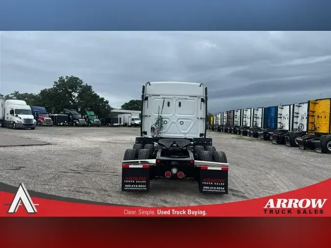 2019 FREIGHTLINER CA126