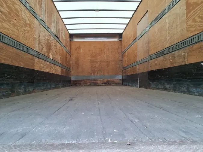 2017 FREIGHTLINER/MERCEDES M2 106