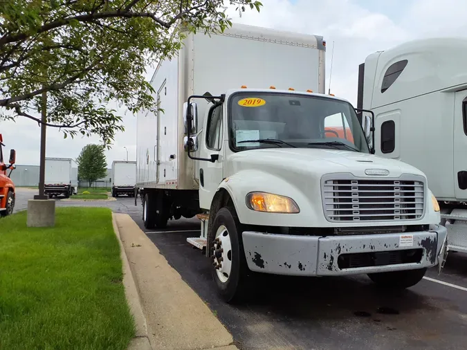 2019 FREIGHTLINER/MERCEDES M2 106