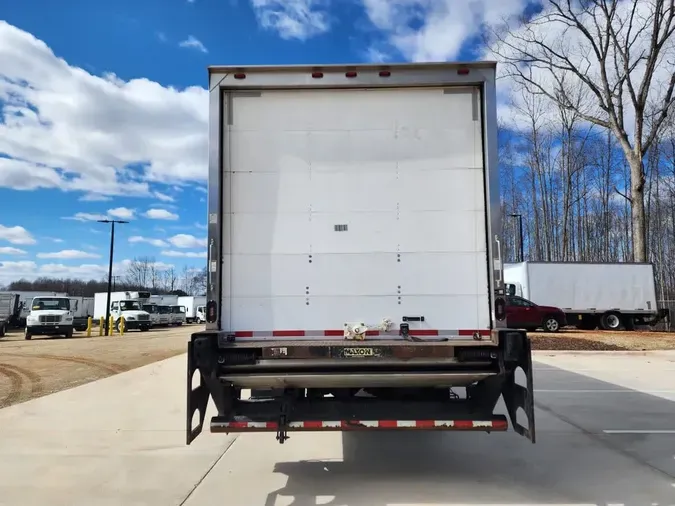 2018 FREIGHTLINER/MERCEDES M2 106