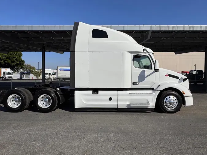 2023 Peterbilt 579