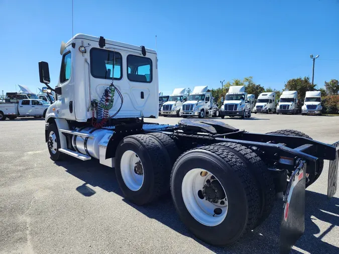 2018 FREIGHTLINER/MERCEDES CASCADIA 113