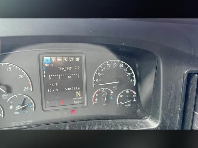 2022 Freightliner Cascadia 12621f8ac7e80711263c574b7f49da25156