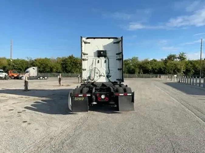 2020 Freightliner Cascadia